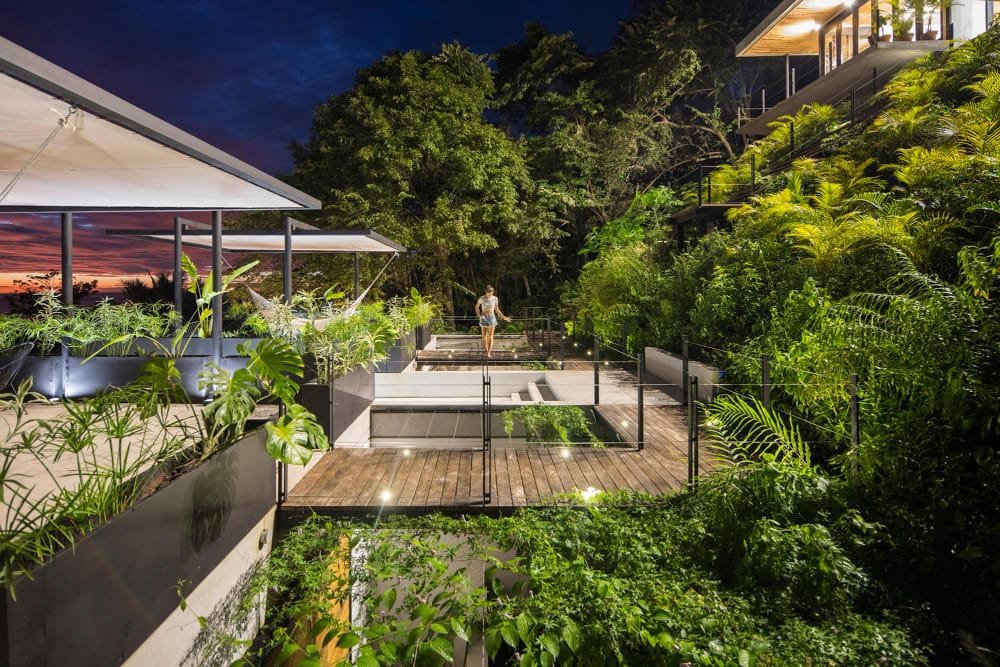 Designing the Perfect Deck for Your Backyard