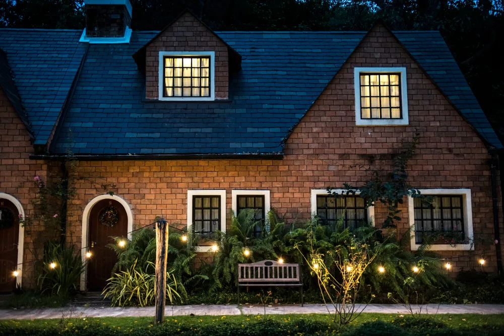 Signs It's Time for a Roof Replacement: A Data-Driven Guide